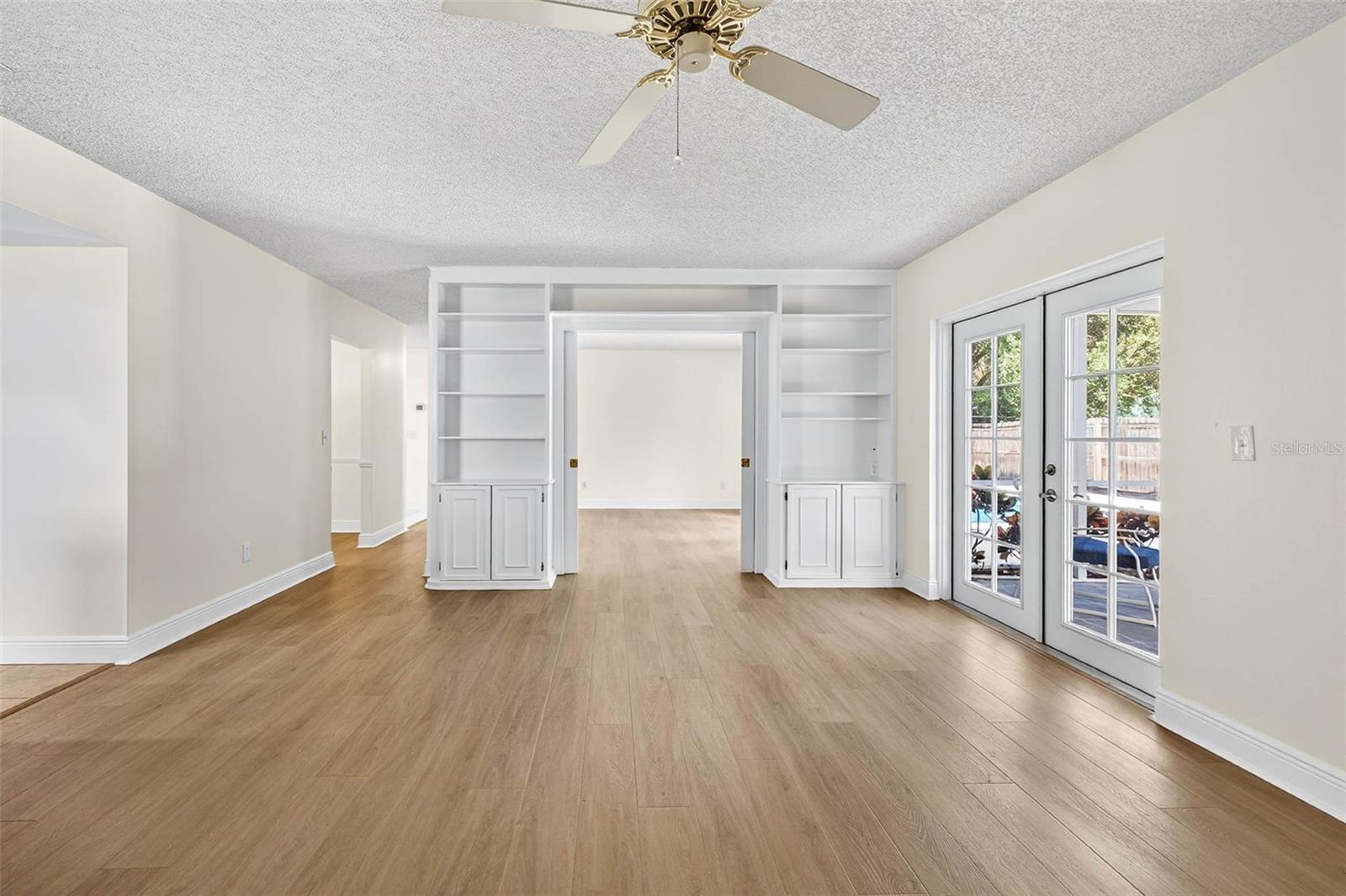 Image 18 of 55 For 11009 Cinderlane Place