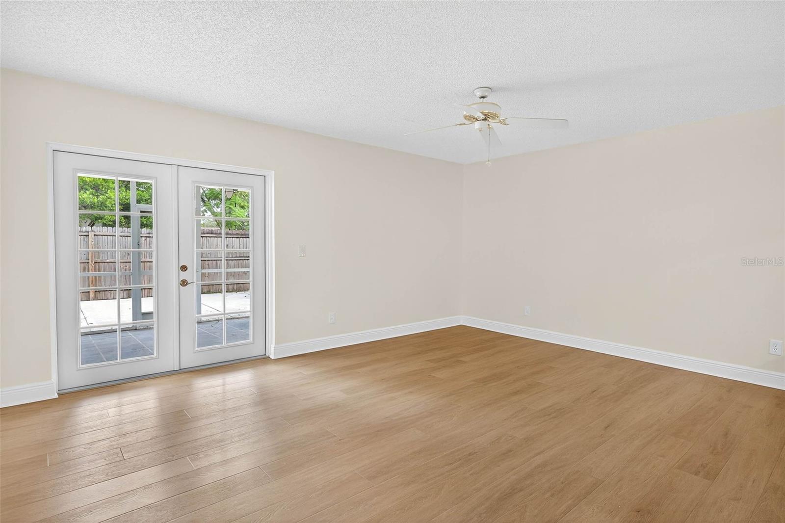 Image 20 of 55 For 11009 Cinderlane Place