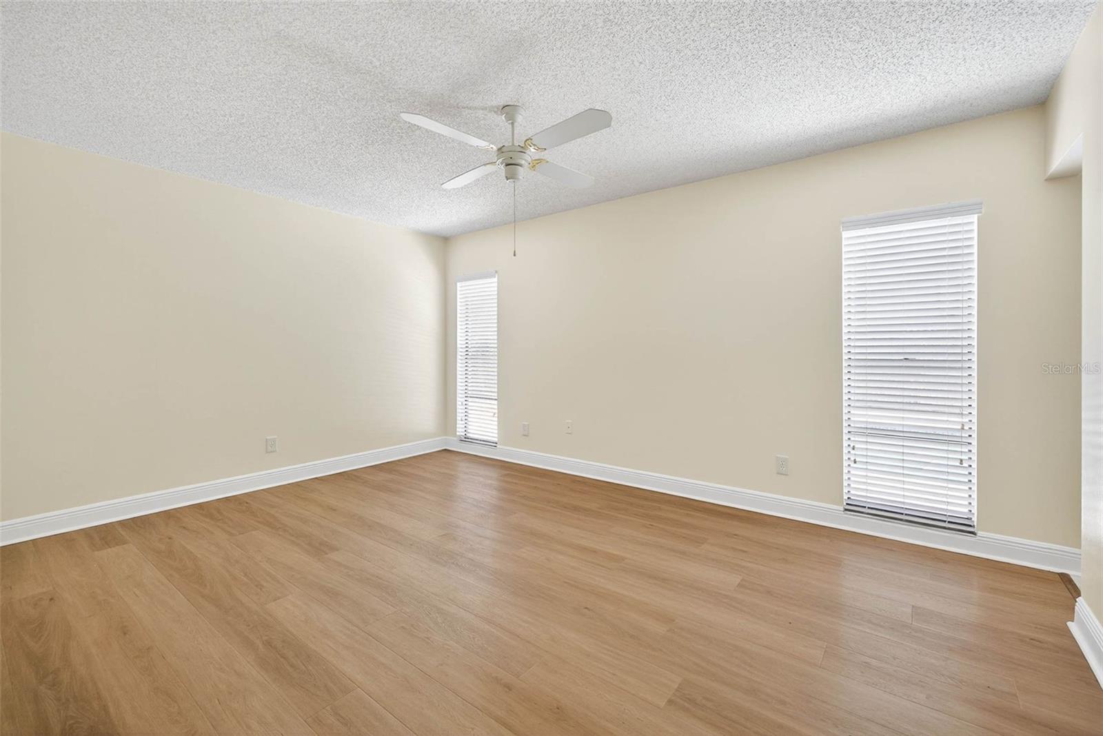 Image 37 of 55 For 11009 Cinderlane Place