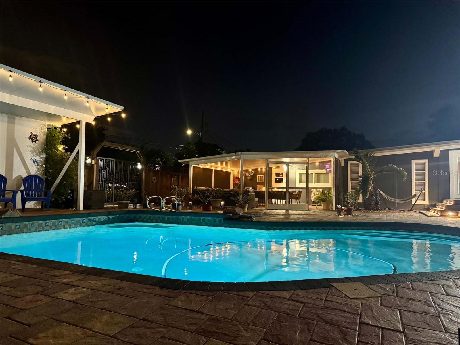 Image 32 of 43 For 3012 Grand View Avenue