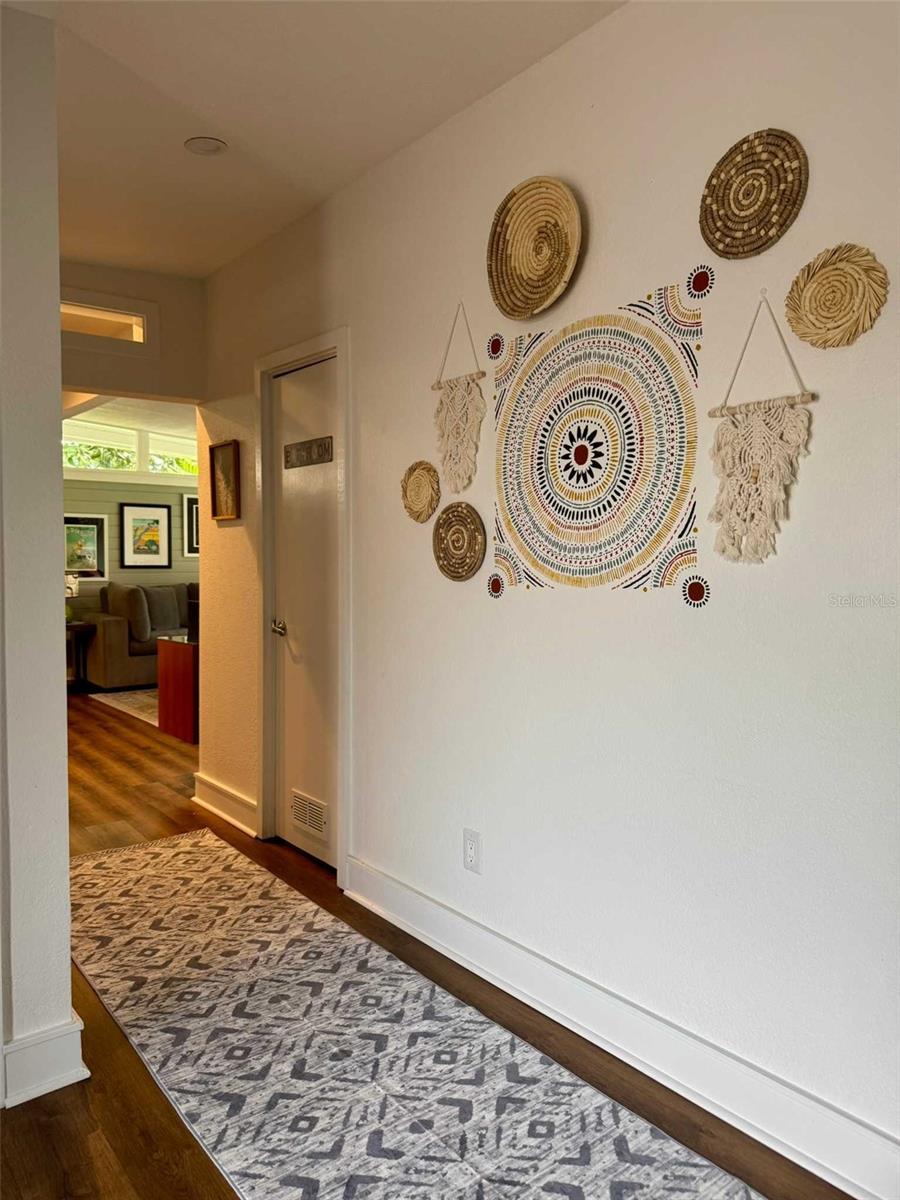 Image 35 of 43 For 3012 Grand View Avenue