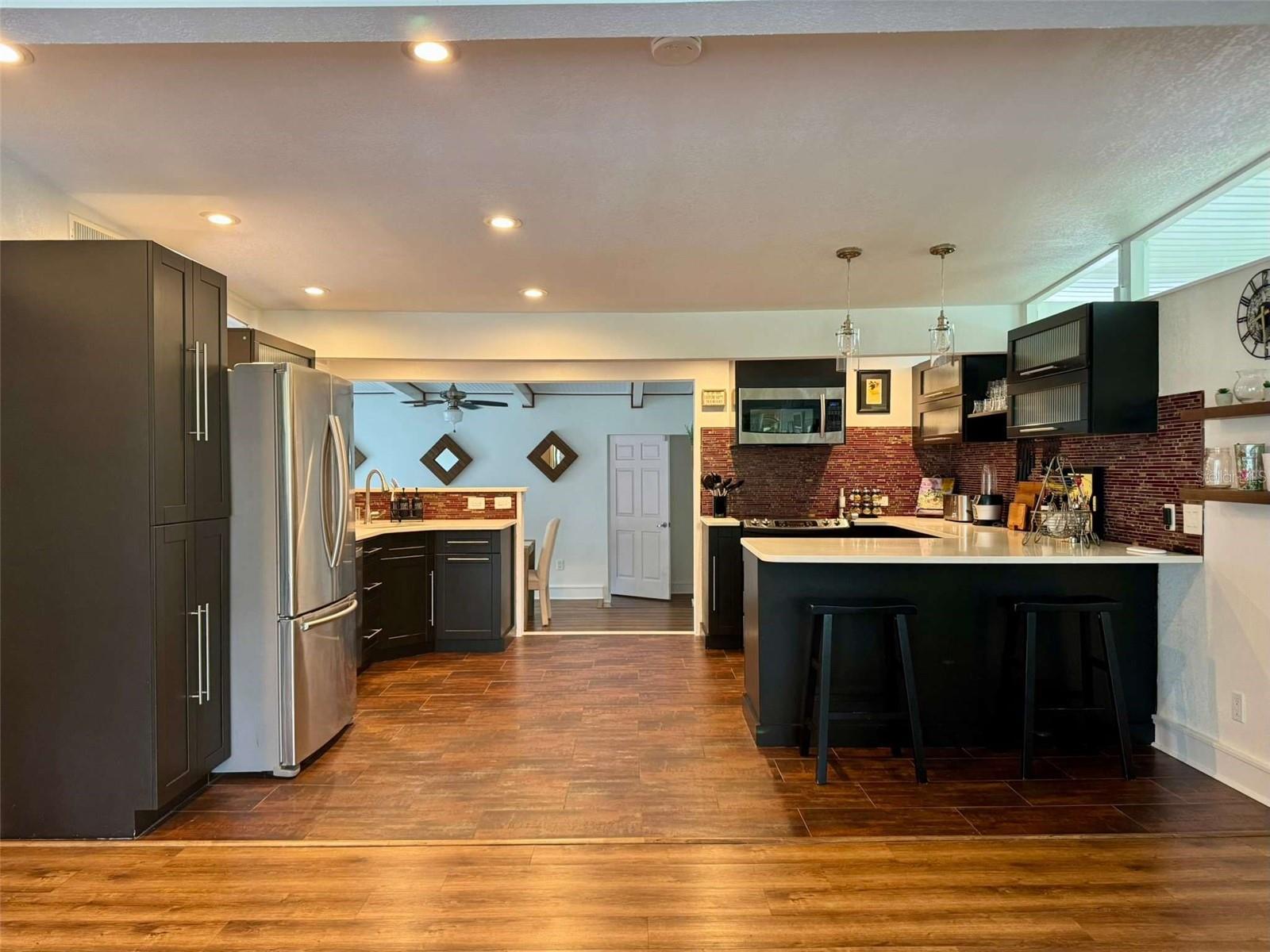 Image 7 of 43 For 3012 Grand View Avenue