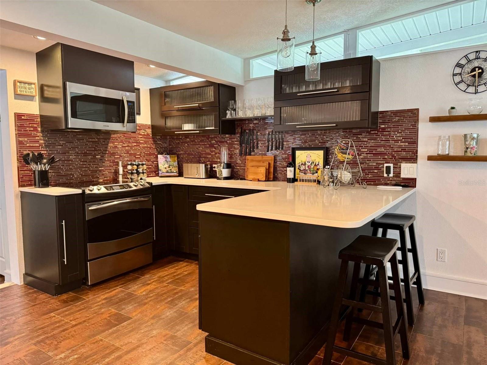 Image 8 of 43 For 3012 Grand View Avenue