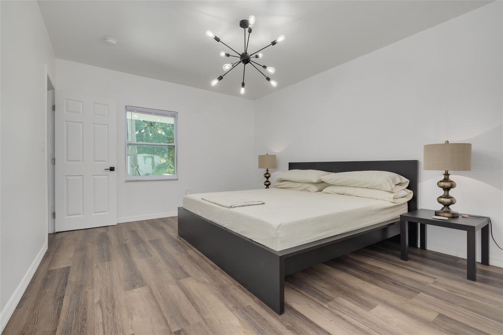 Image 14 of 30 For 1477 Pinebrook Drive