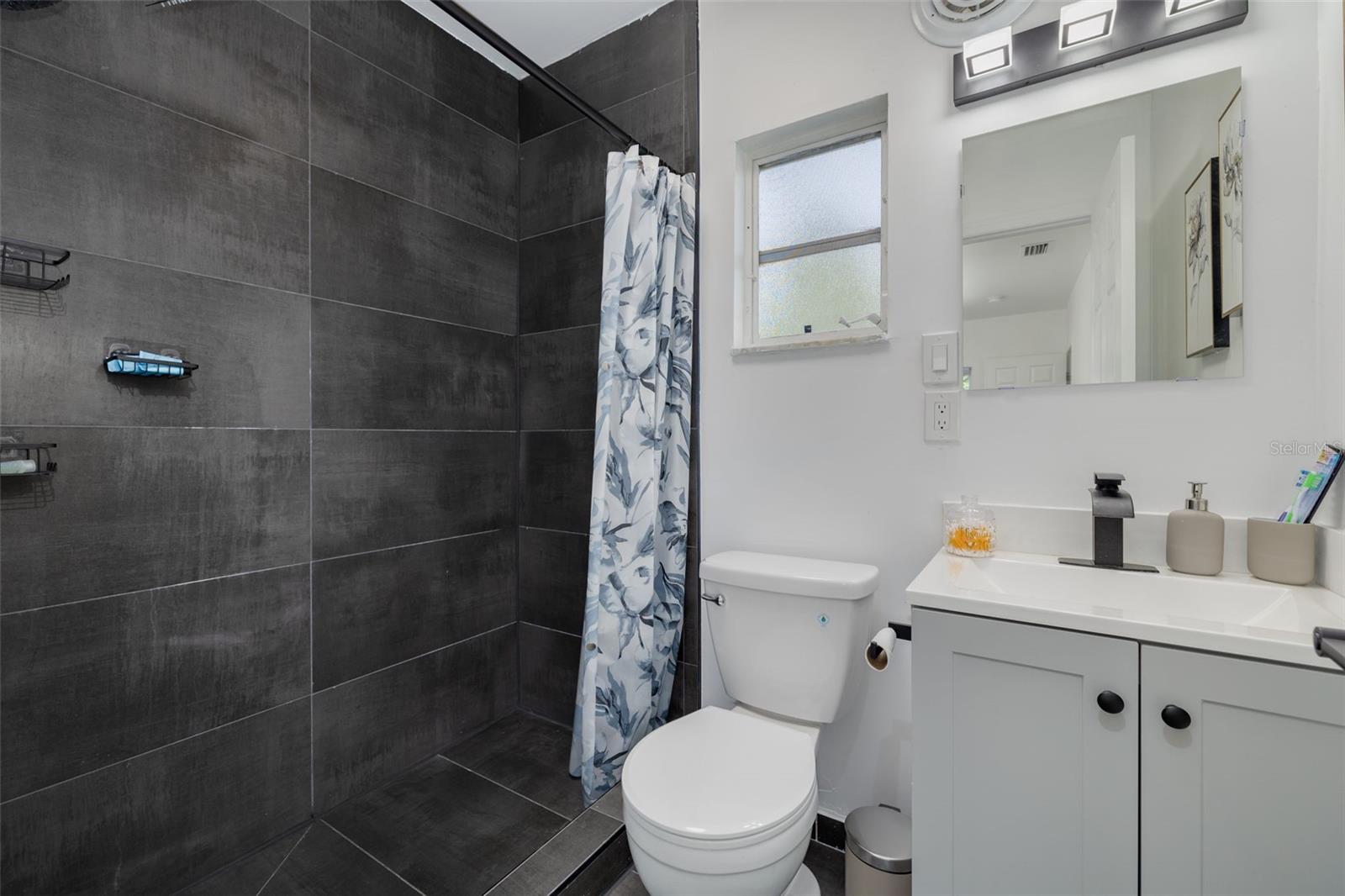 Image 17 of 30 For 1477 Pinebrook Drive