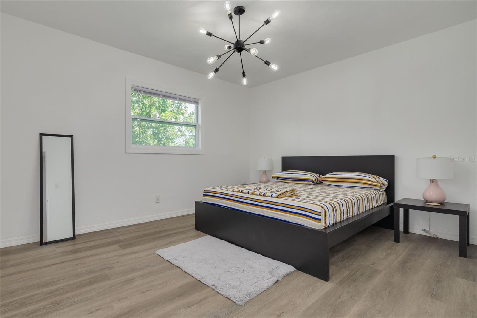 Image 18 of 30 For 1477 Pinebrook Drive