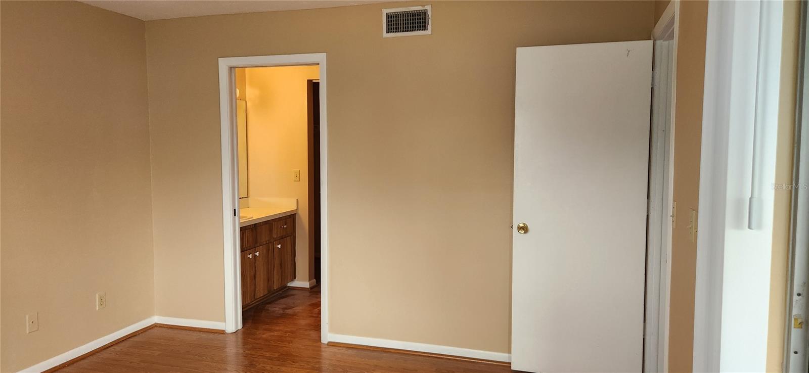 Image 17 of 32 For 11201 122nd Avenue L-232