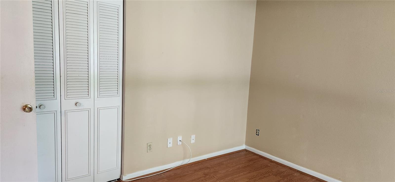 Image 22 of 32 For 11201 122nd Avenue L-232