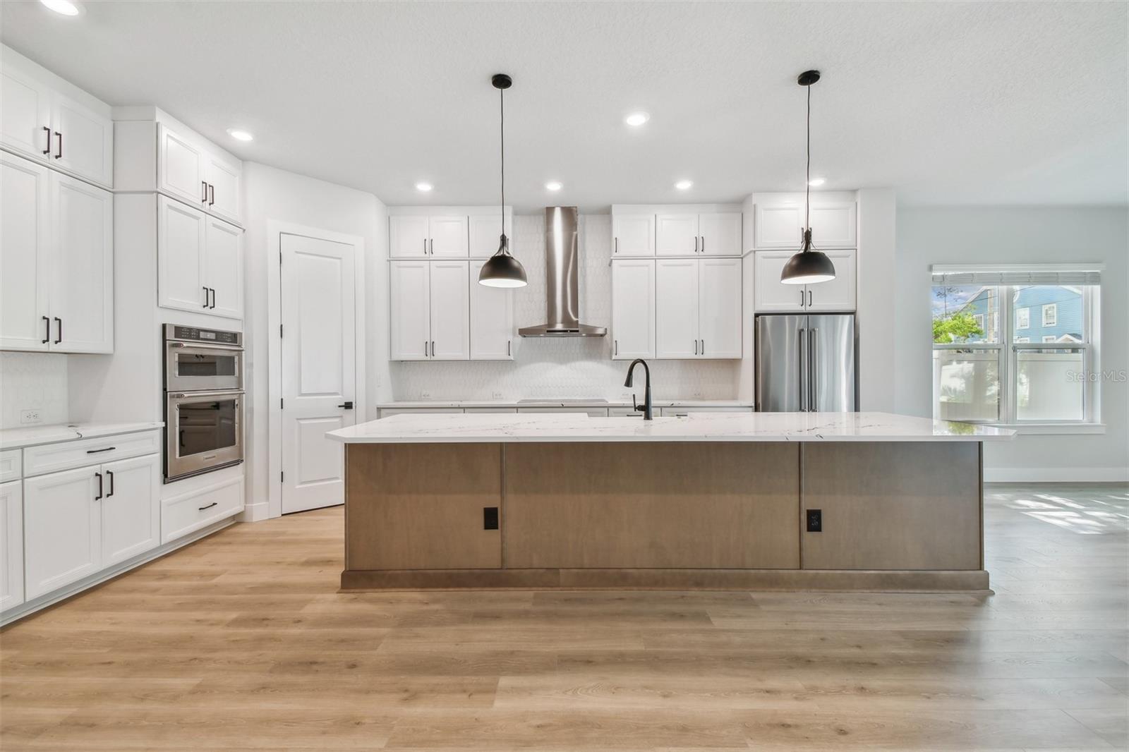 Image 13 of 14 For 3614 De Leon Street