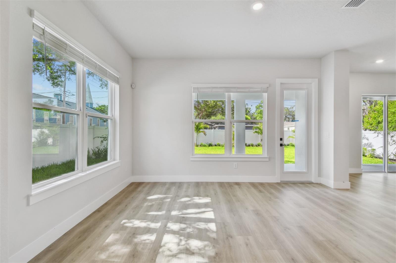 Image 14 of 14 For 3614 De Leon Street