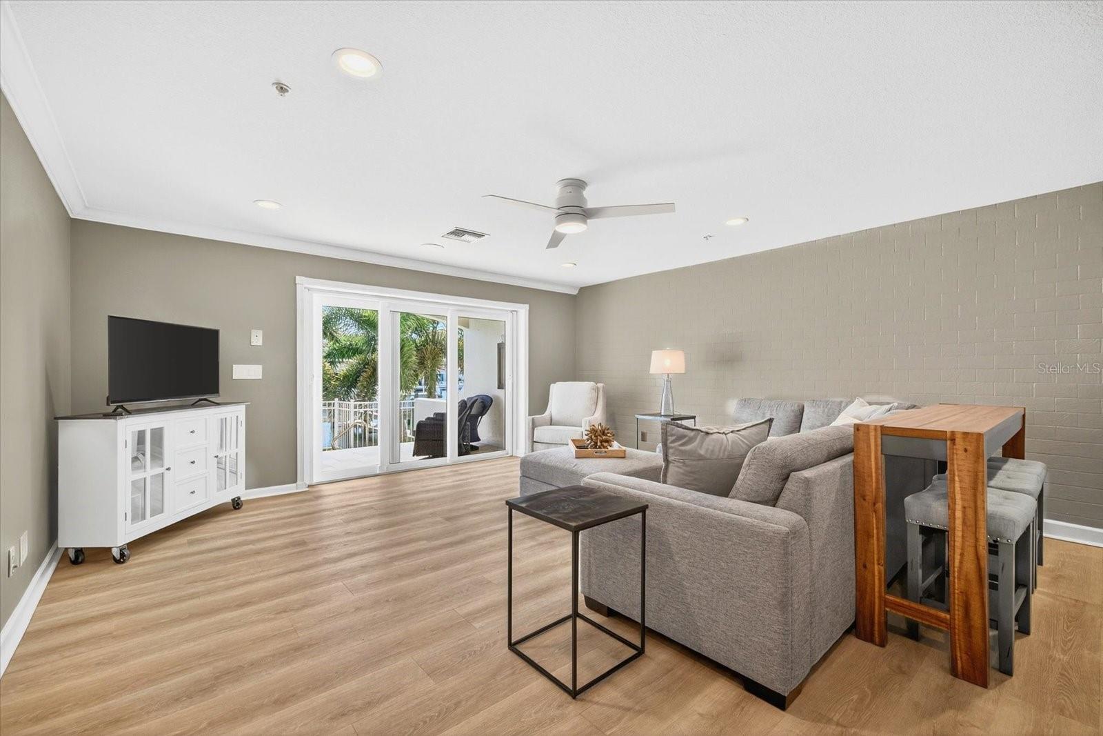 Image 23 of 87 For 125 Brightwater Drive 2