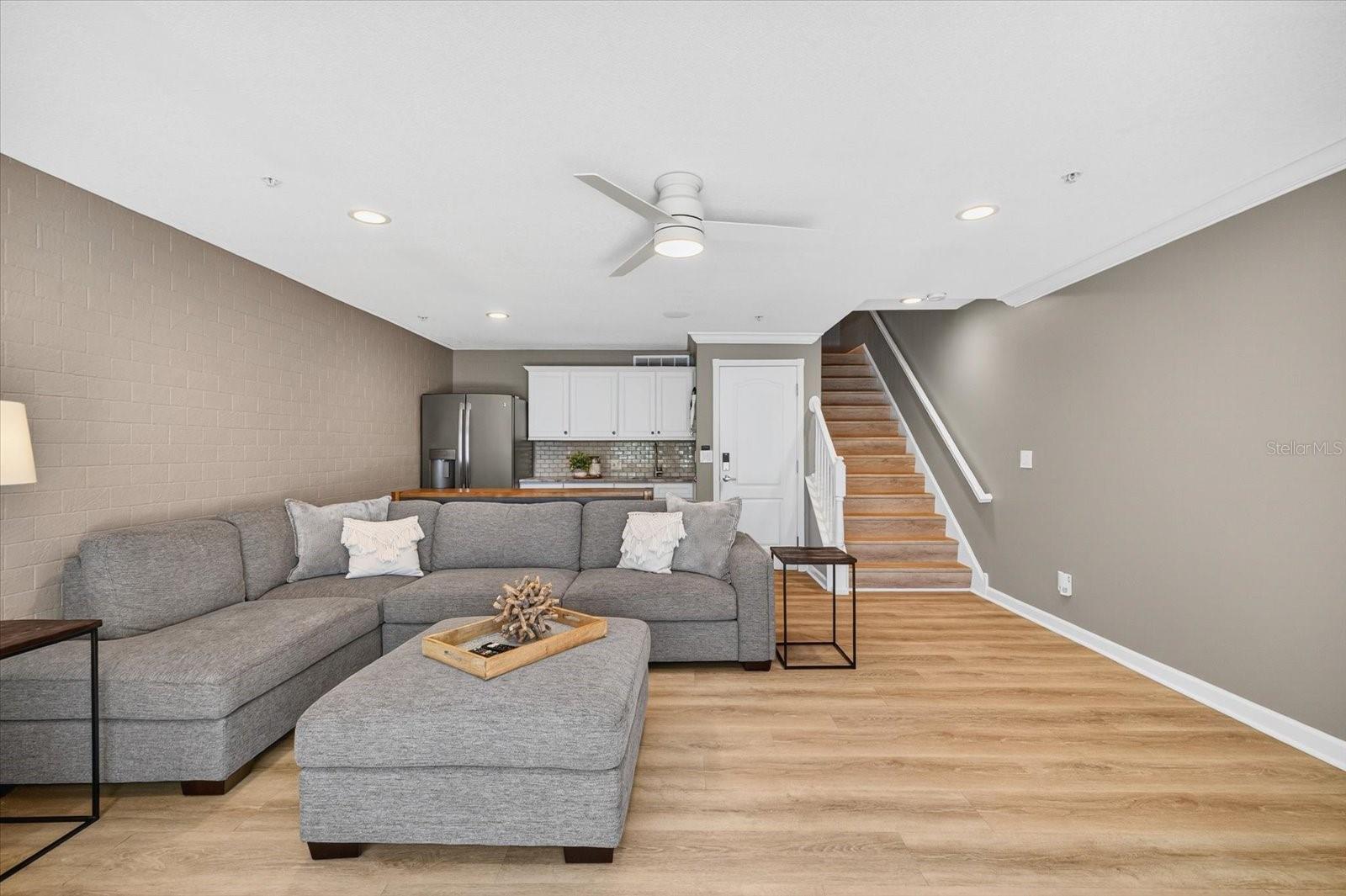 Image 24 of 87 For 125 Brightwater Drive 2