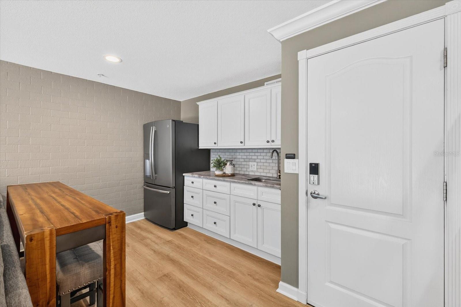 Image 26 of 87 For 125 Brightwater Drive 2