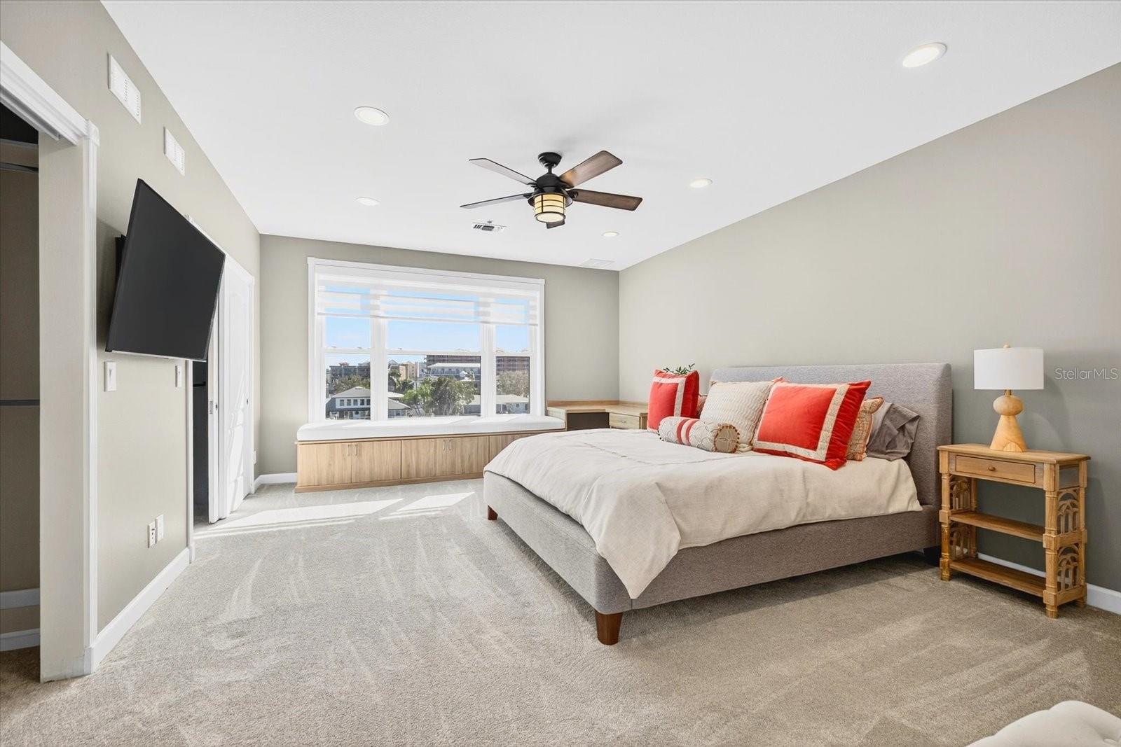 Image 32 of 87 For 125 Brightwater Drive 2