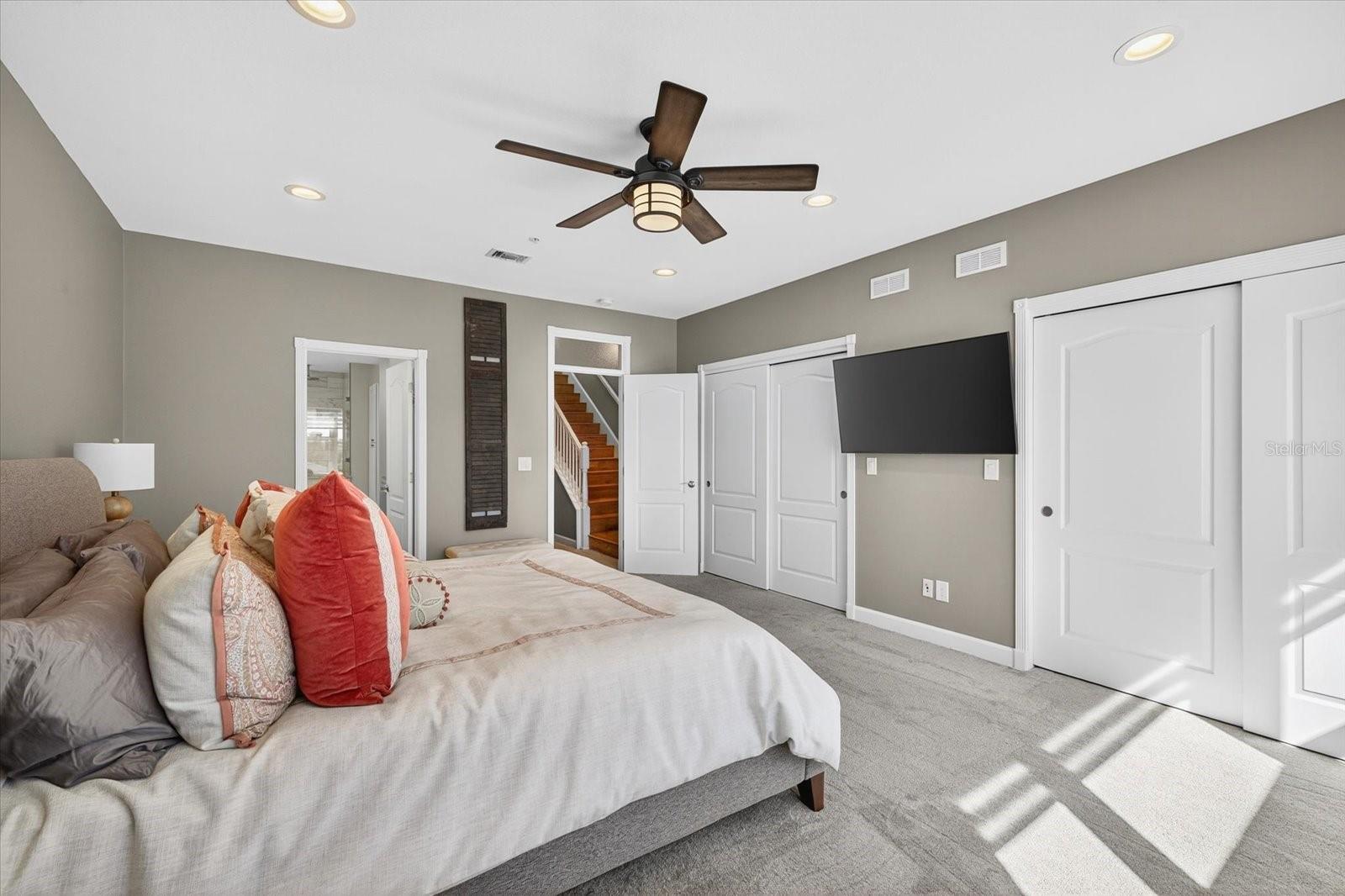 Image 34 of 87 For 125 Brightwater Drive 2