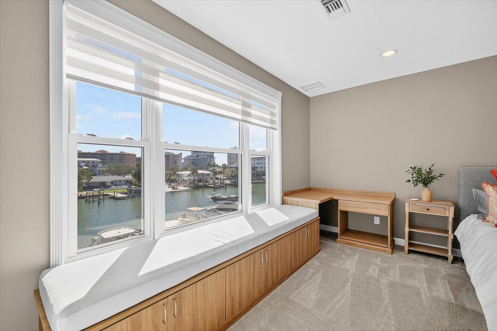 Image 36 of 87 For 125 Brightwater Drive 2