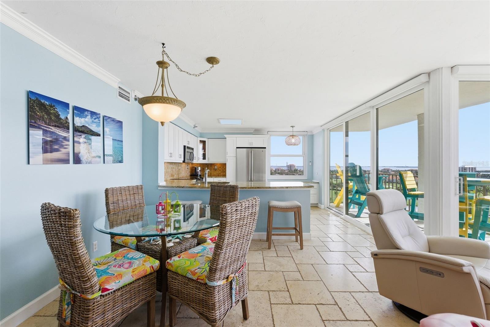 Image 9 of 44 For 6265 Sun Boulevard 1204