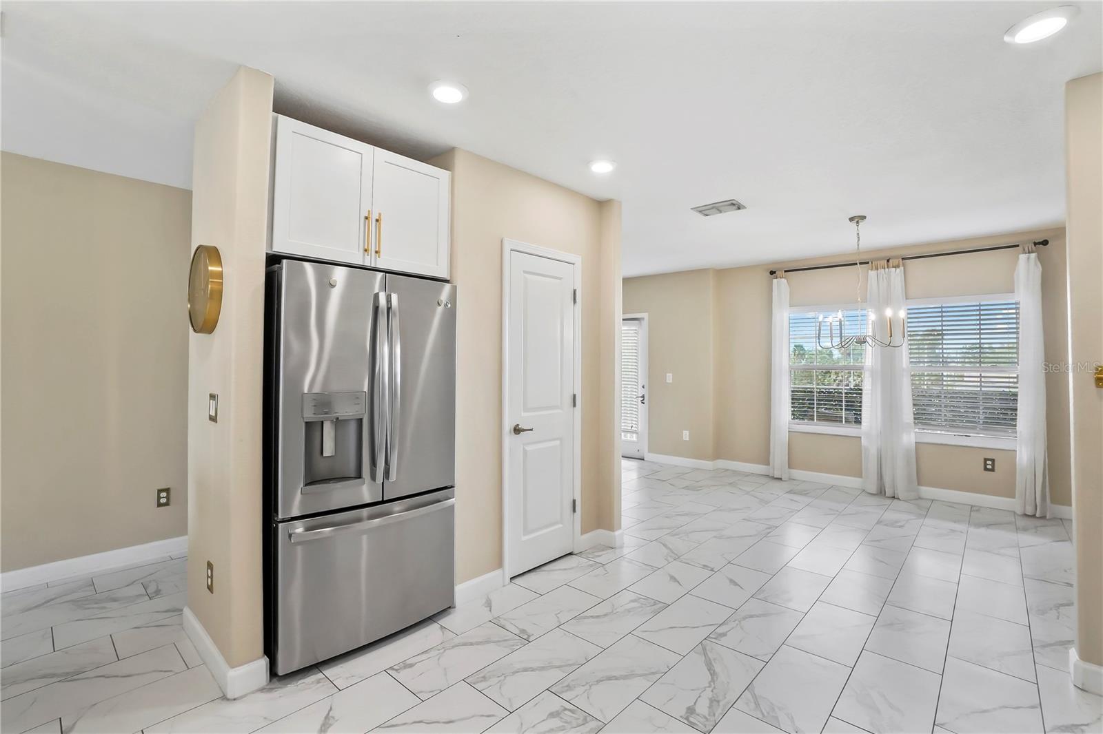 Image 12 of 36 For 717 Rome Avenue