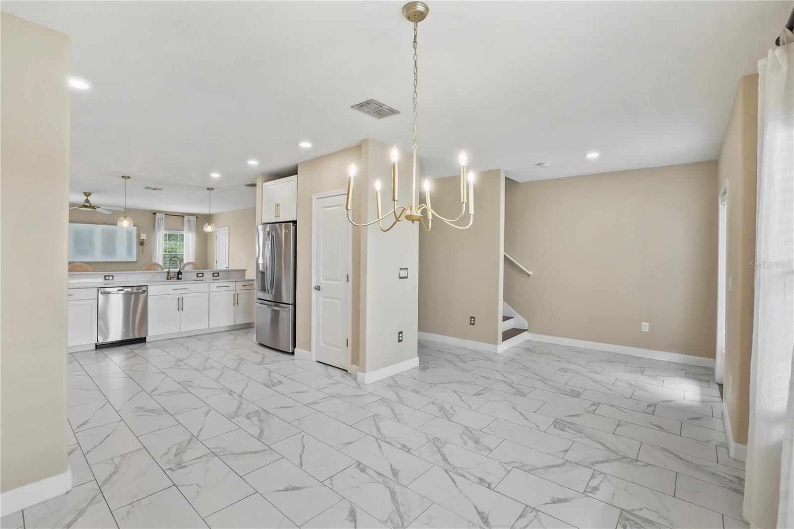 Image 14 of 36 For 717 Rome Avenue