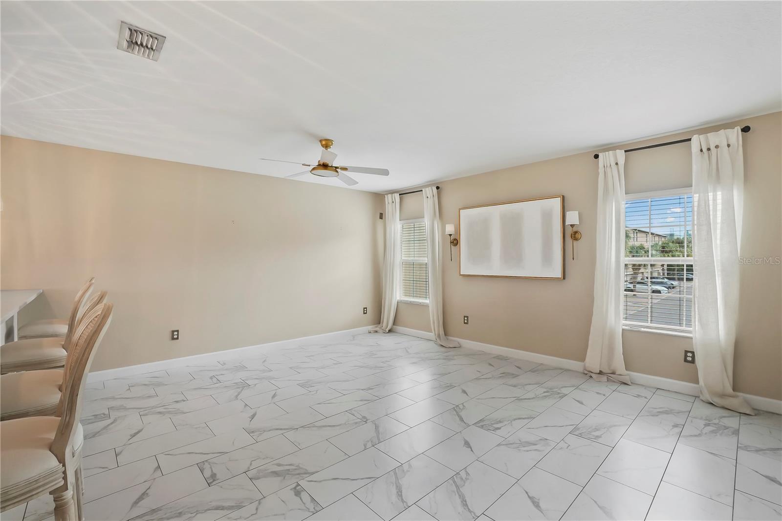 Image 7 of 36 For 717 Rome Avenue