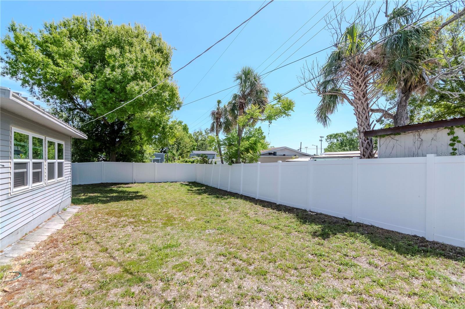 Image 24 of 26 For 1528 River Shore Way