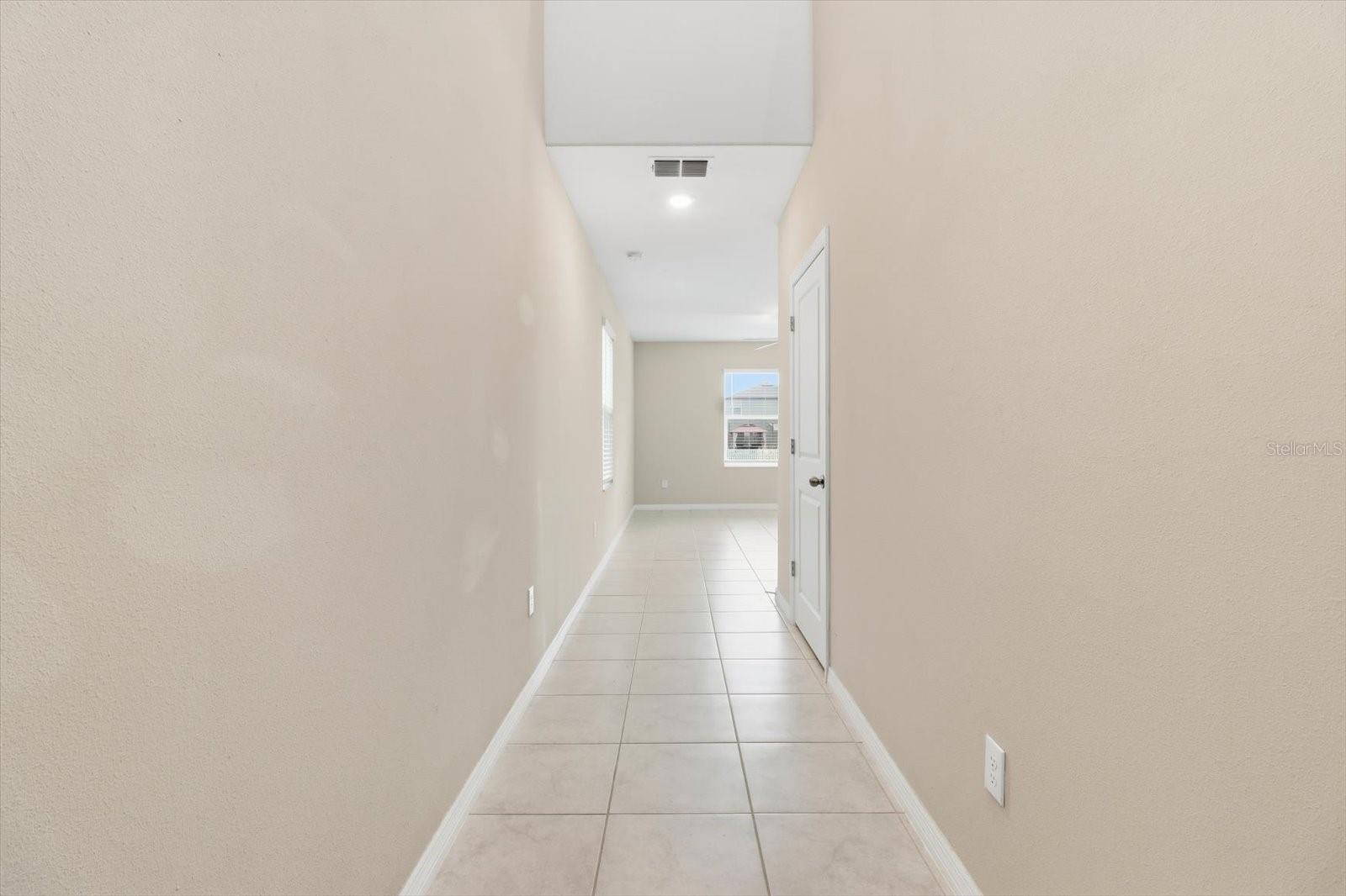 Image 12 of 49 For 675 Argyll Drive