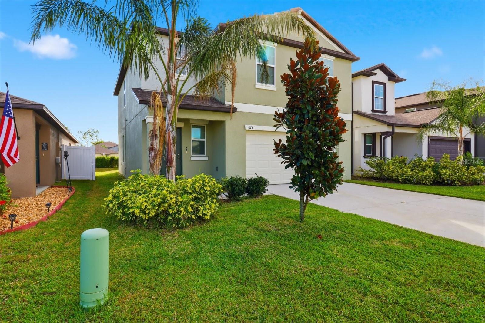 Image 2 of 49 For 675 Argyll Drive