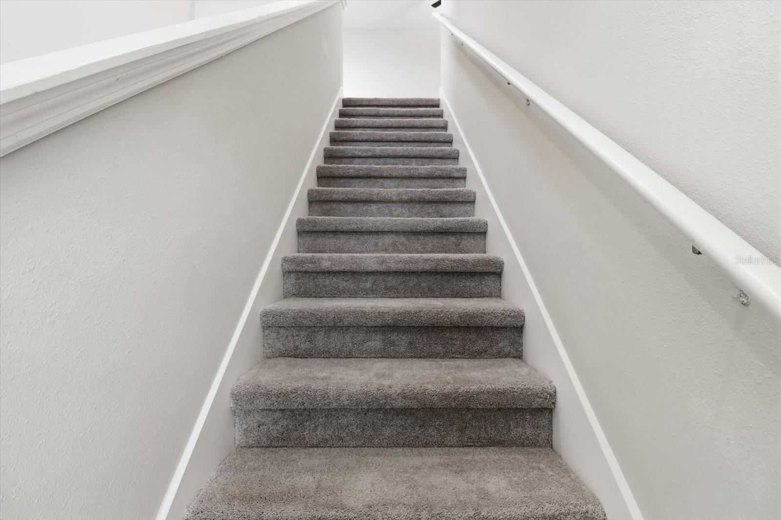 Image 21 of 49 For 675 Argyll Drive