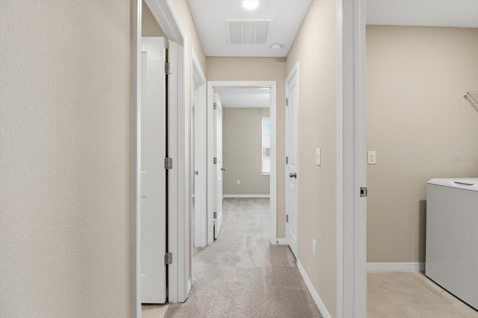 Image 27 of 49 For 675 Argyll Drive