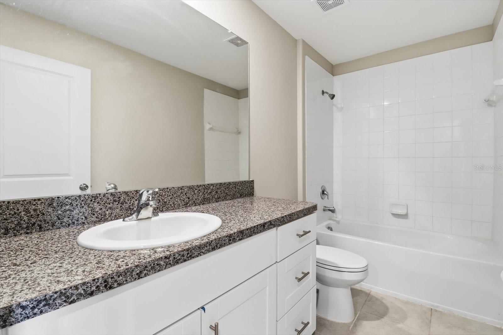 Image 31 of 49 For 675 Argyll Drive