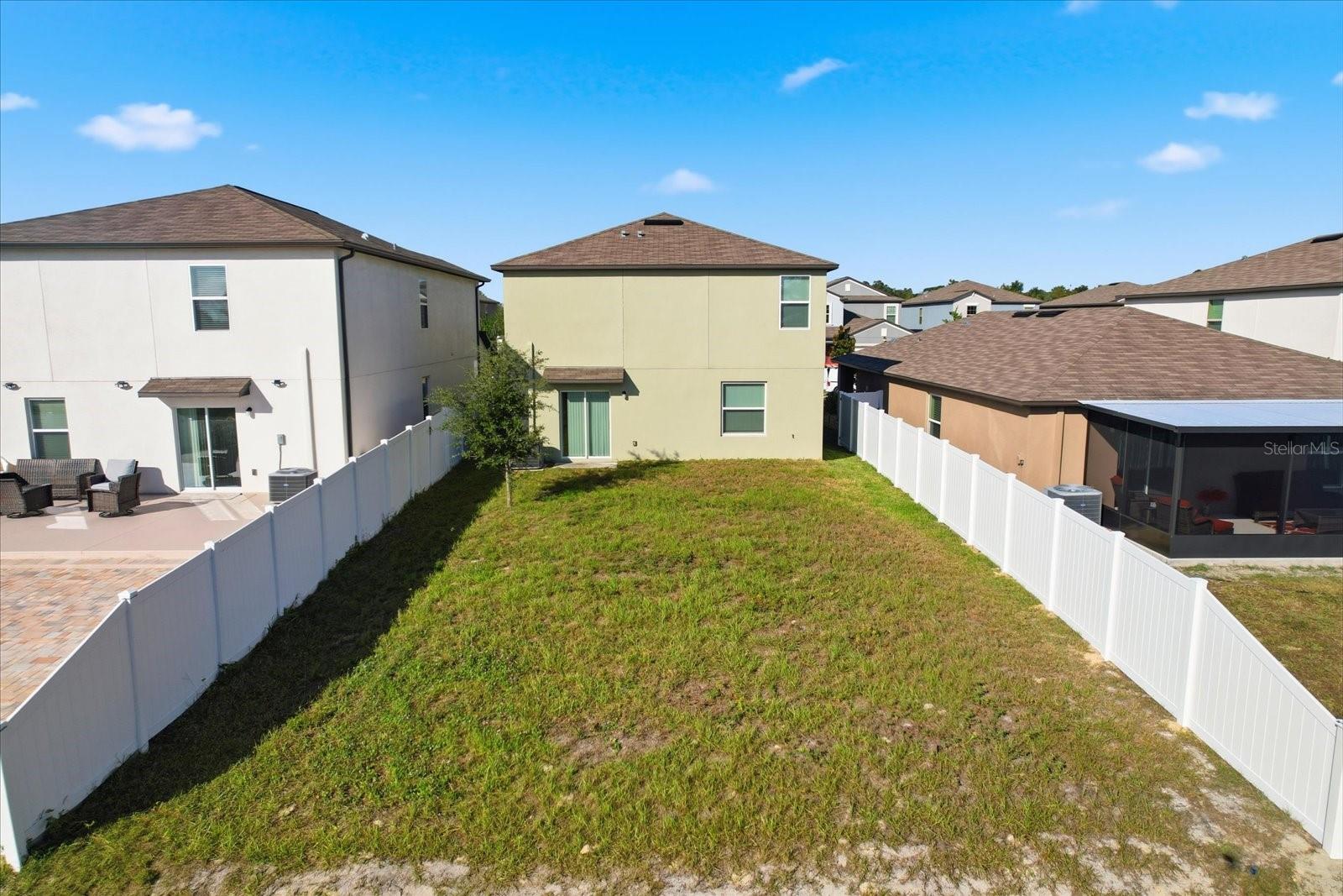 Image 41 of 49 For 675 Argyll Drive