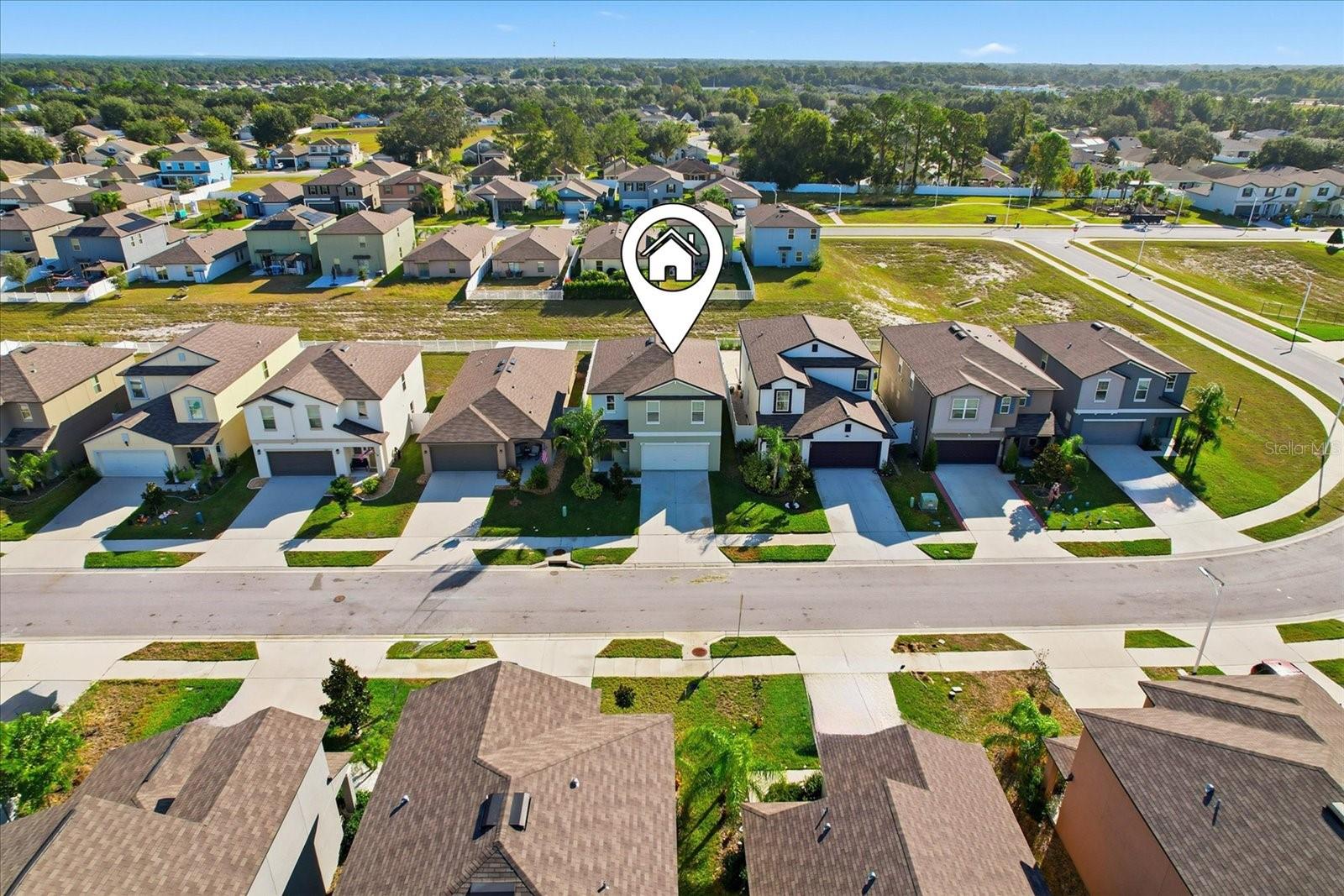 Image 43 of 49 For 675 Argyll Drive