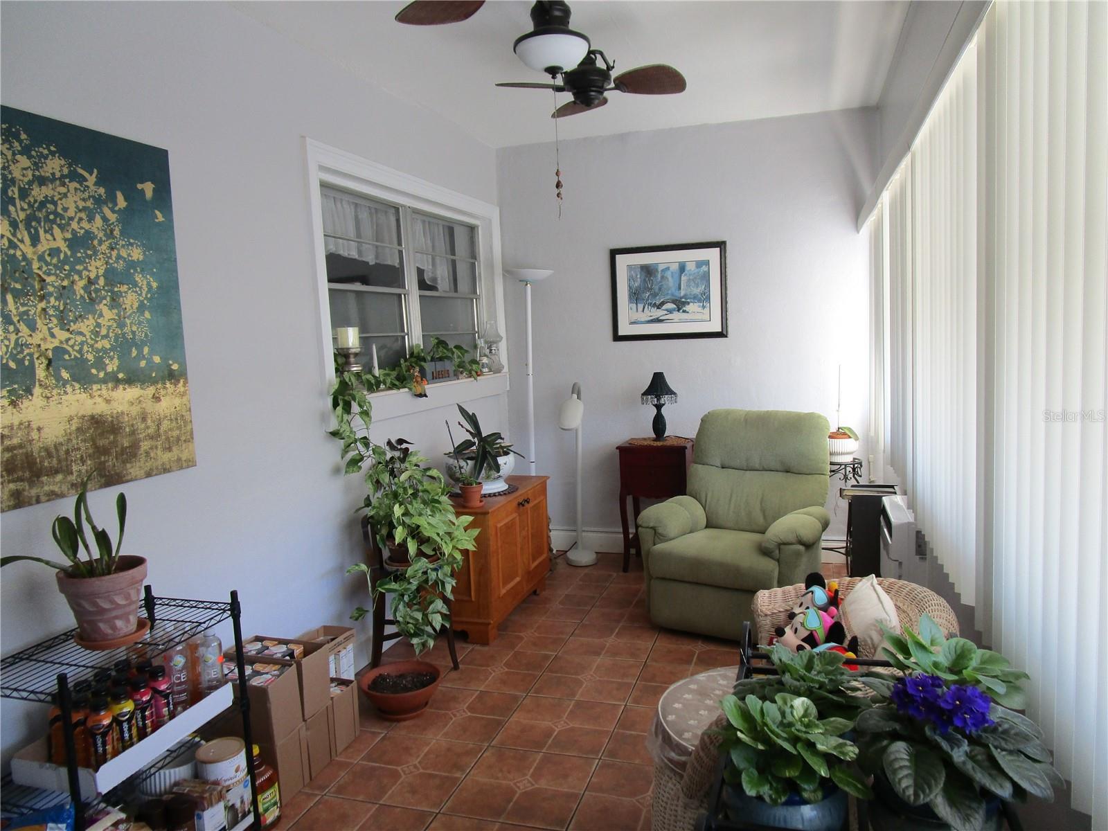 Image 24 of 37 For 5850 18th Street N 8