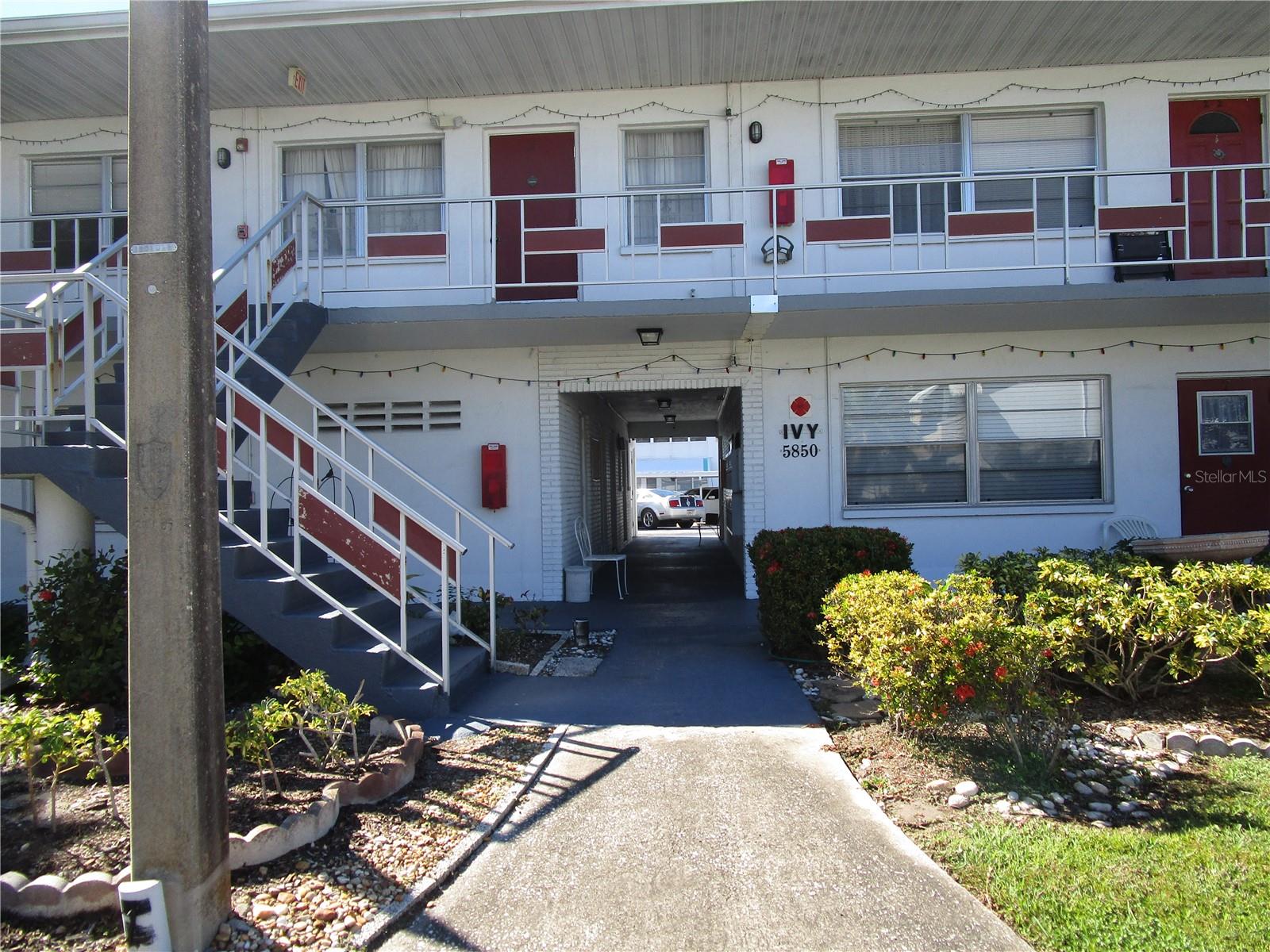 Image 37 of 37 For 5850 18th Street N 8