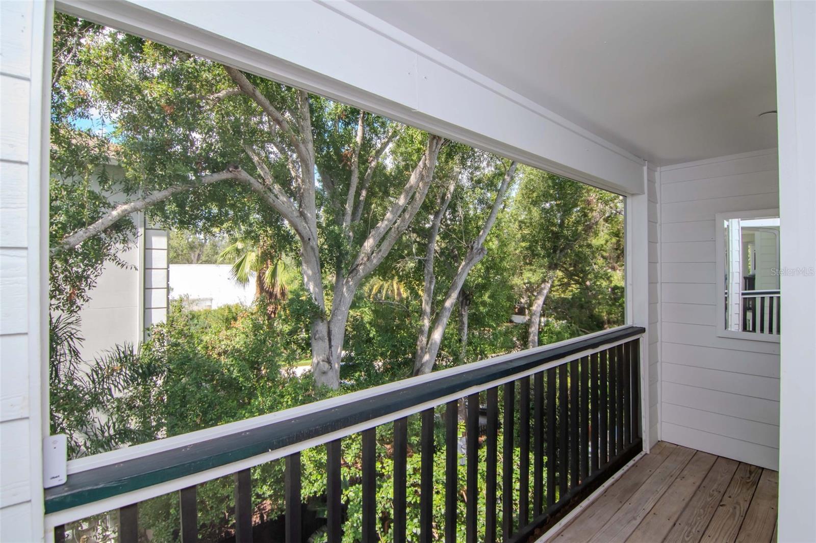 Image 16 of 28 For 5001 Pilgrims Path Way C