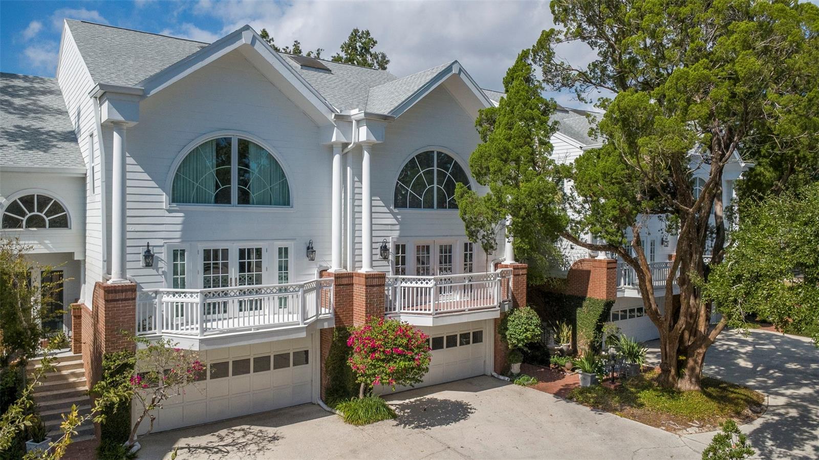 Image 2 of 28 For 5001 Pilgrims Path Way C