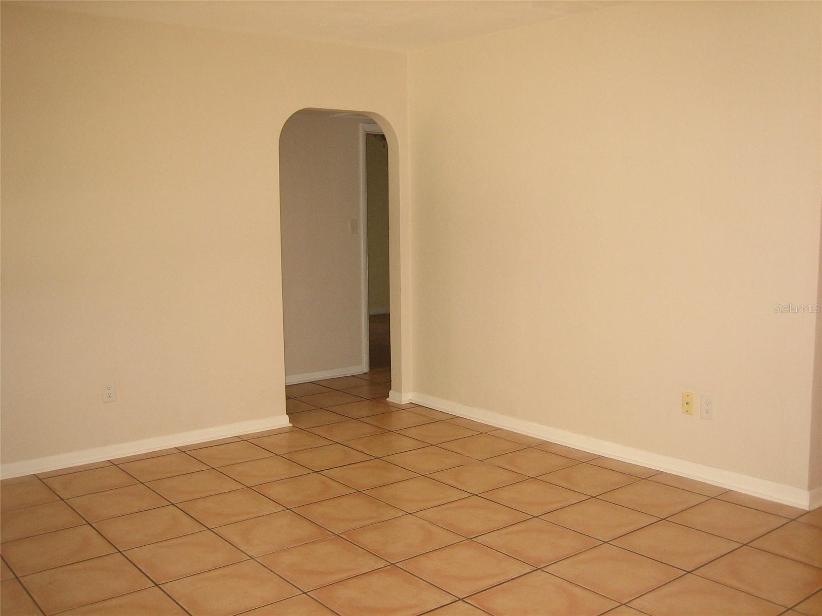 Image 13 of 59 For 1636 Douglas Avenue