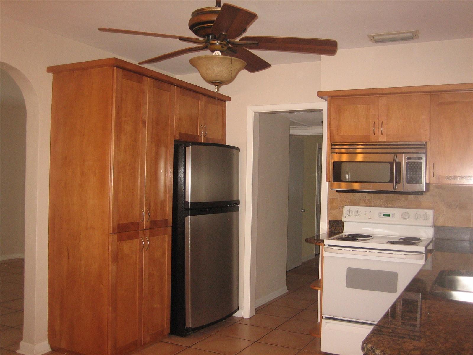 Image 19 of 59 For 1636 Douglas Avenue