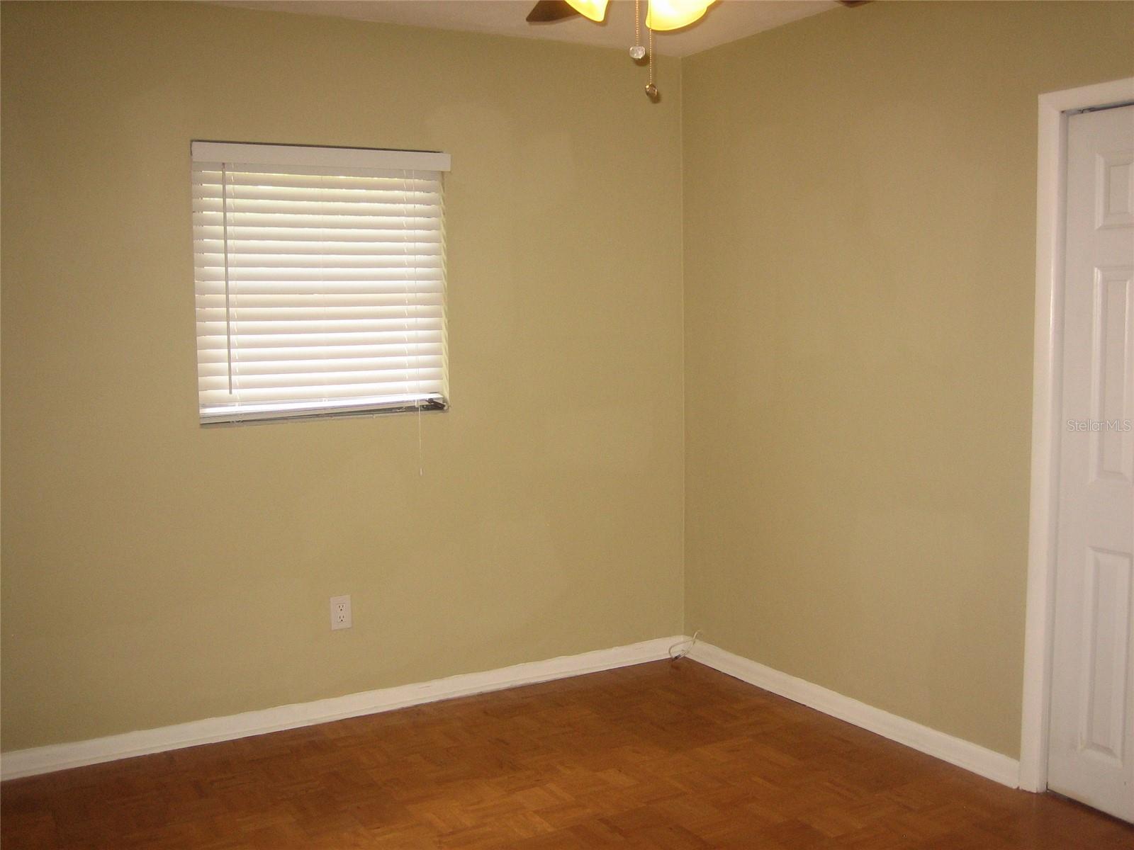 Image 41 of 59 For 1636 Douglas Avenue