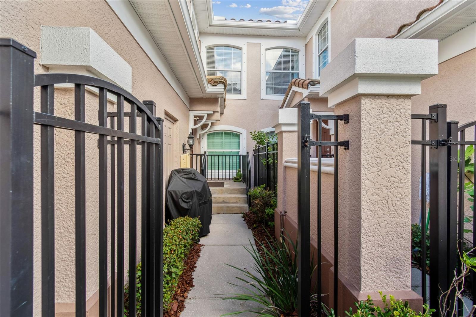 Image 43 of 89 For 841 Lantern Way  202