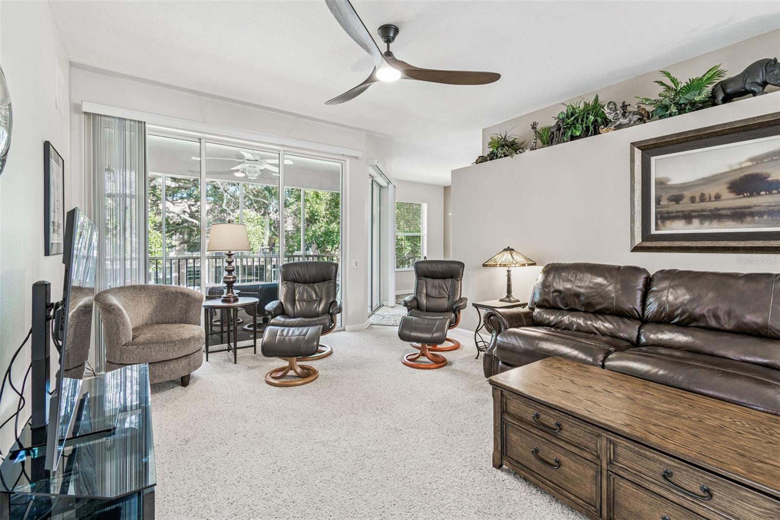 Image 55 of 89 For 841 Lantern Way  202