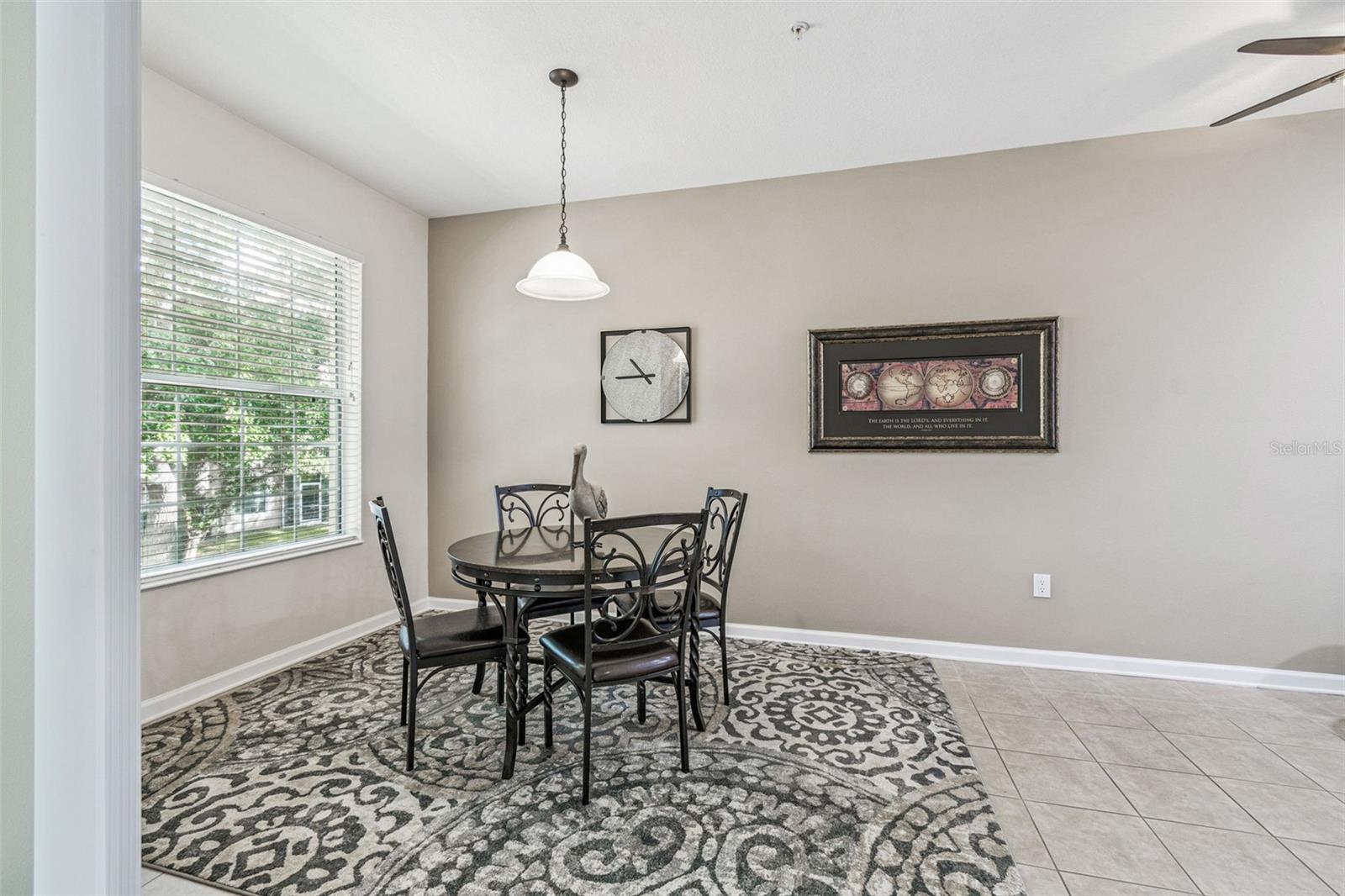 Image 59 of 89 For 841 Lantern Way  202