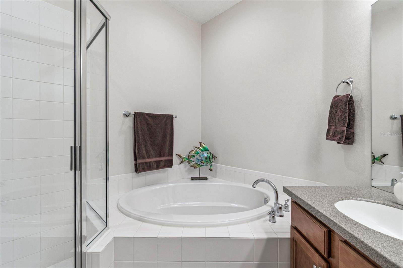 Image 78 of 89 For 841 Lantern Way  202