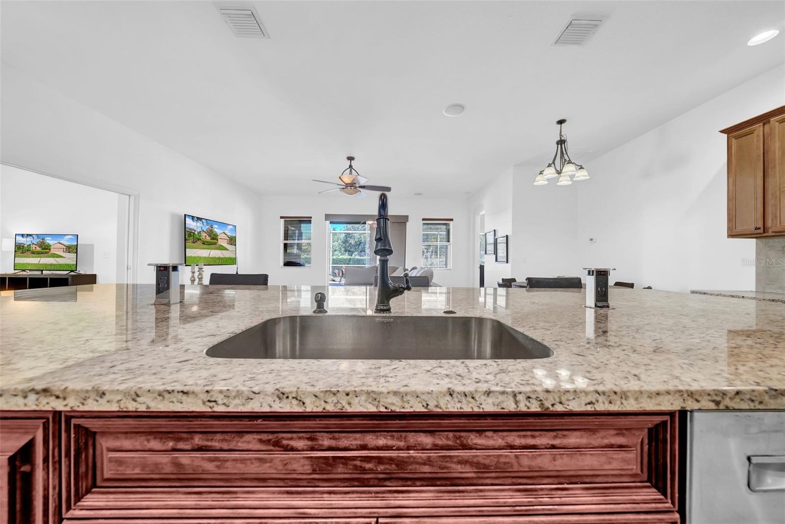 Image 7 of 14 For 3254 Grassglen Place