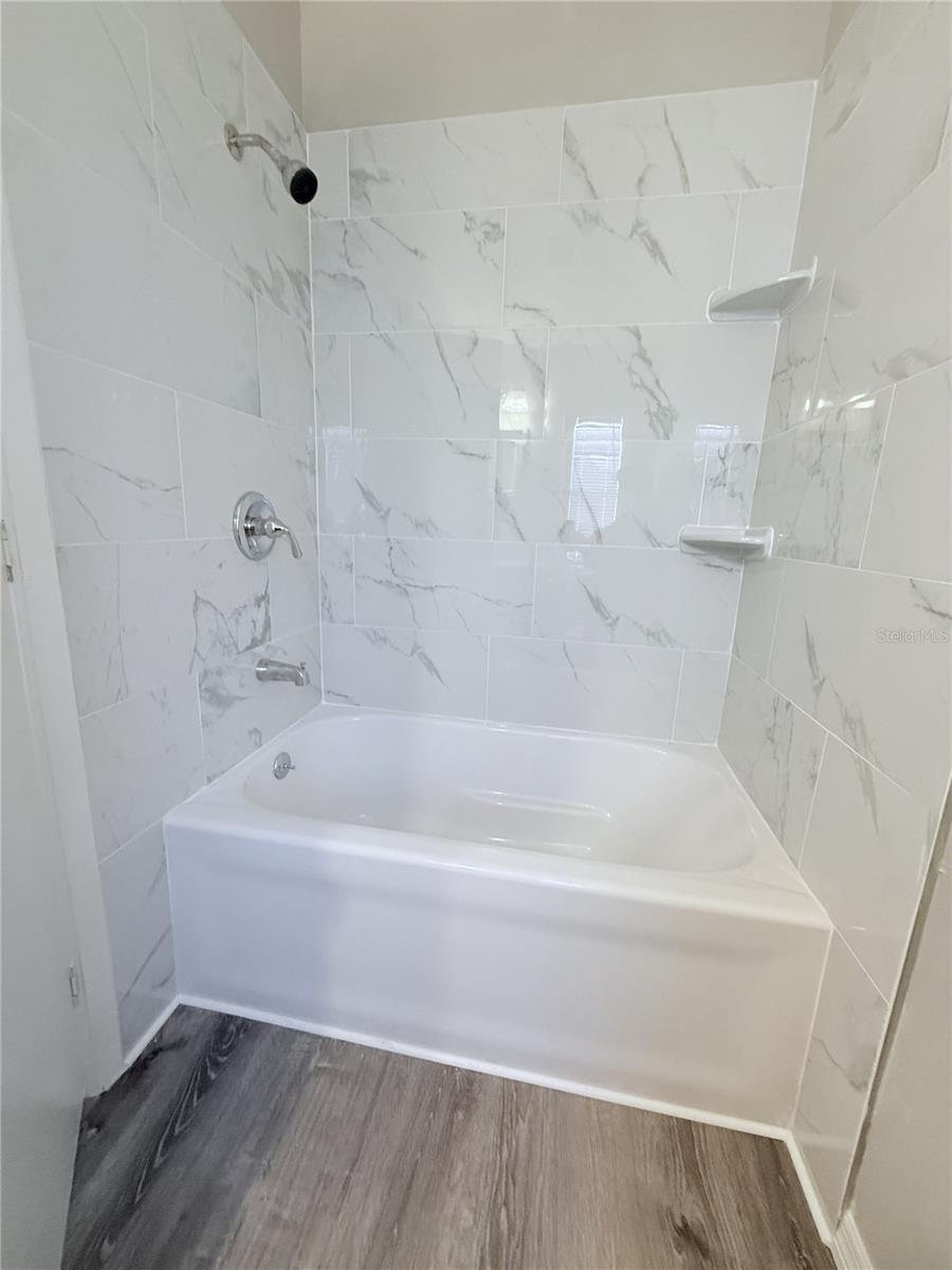 Image 12 of 20 For 5316 Ixora Street