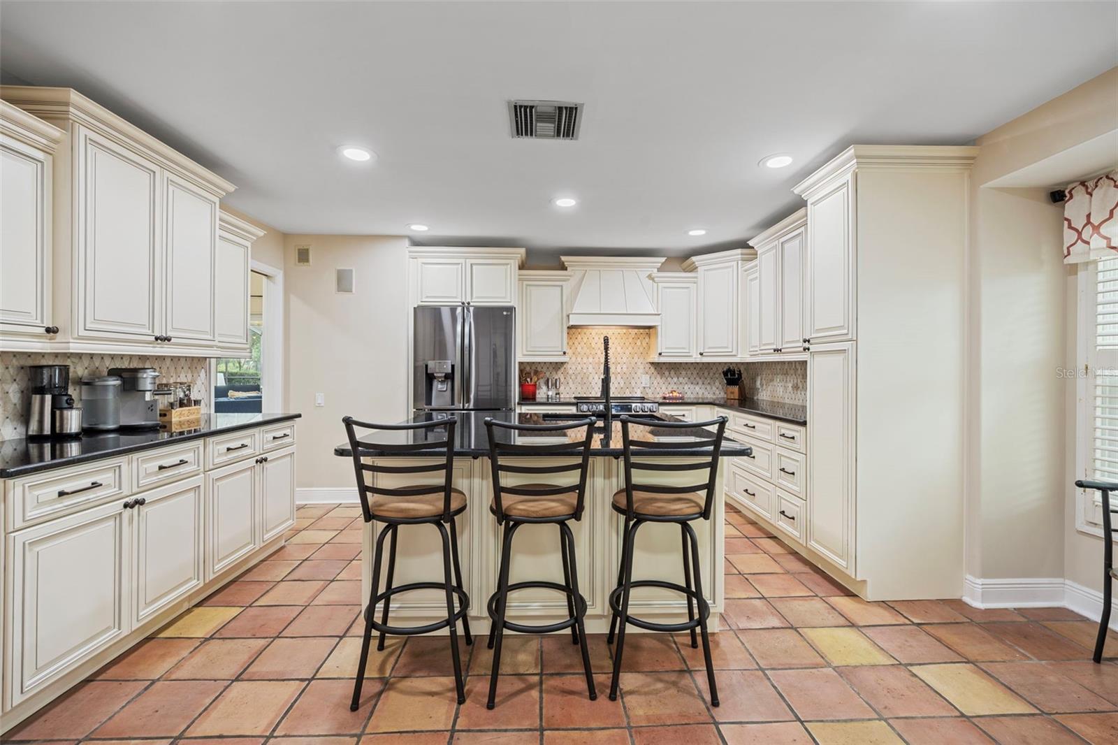 Image 12 of 59 For 9338 Fairway Lakes Court