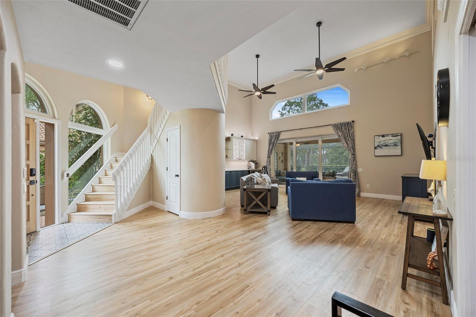 Image 7 of 59 For 9338 Fairway Lakes Court