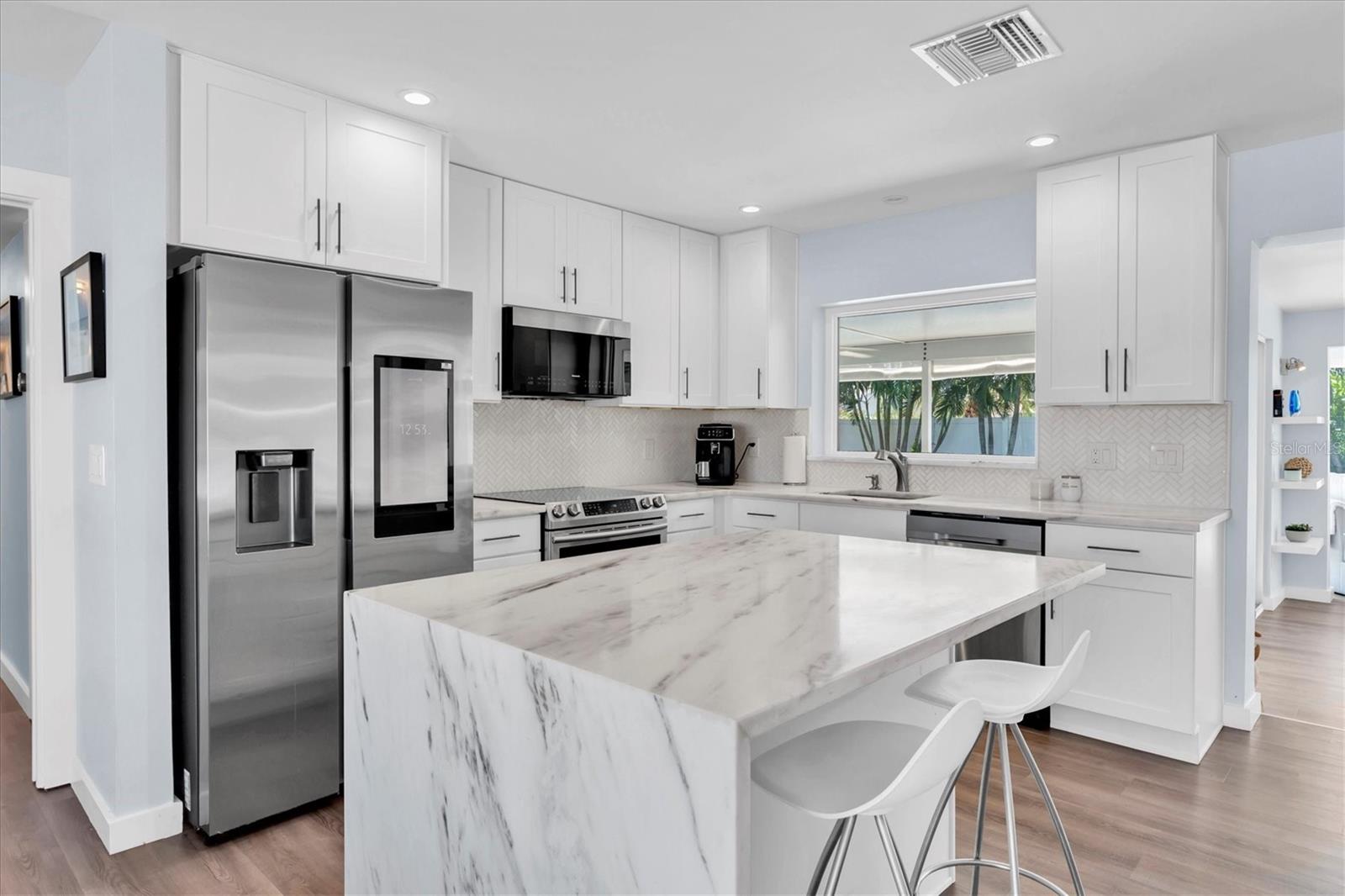 Image 10 of 45 For 104 24th Street