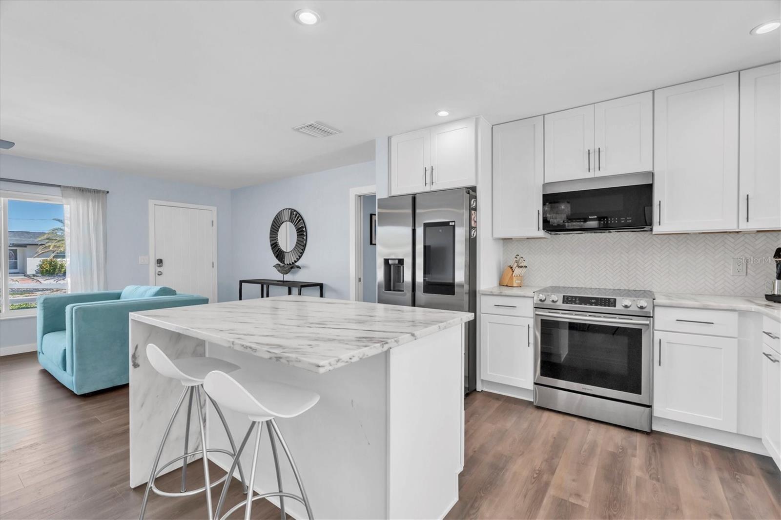 Image 13 of 45 For 104 24th Street