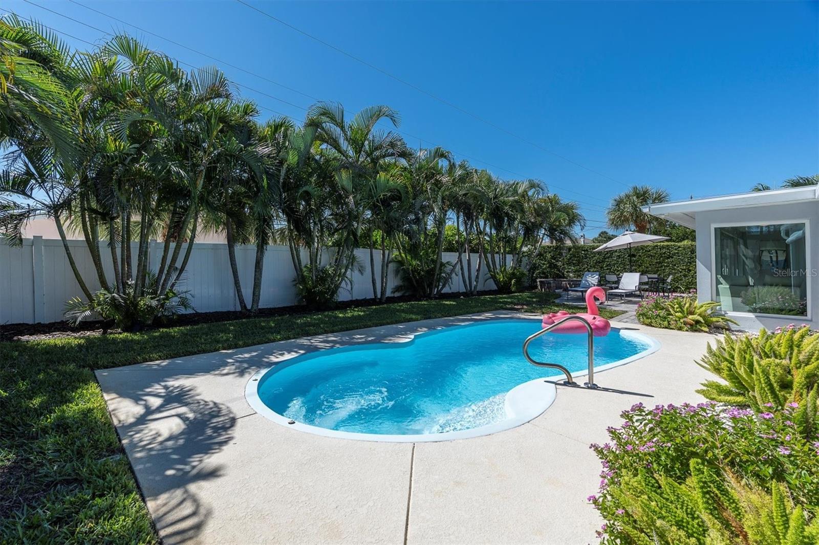 Image 33 of 45 For 104 24th Street